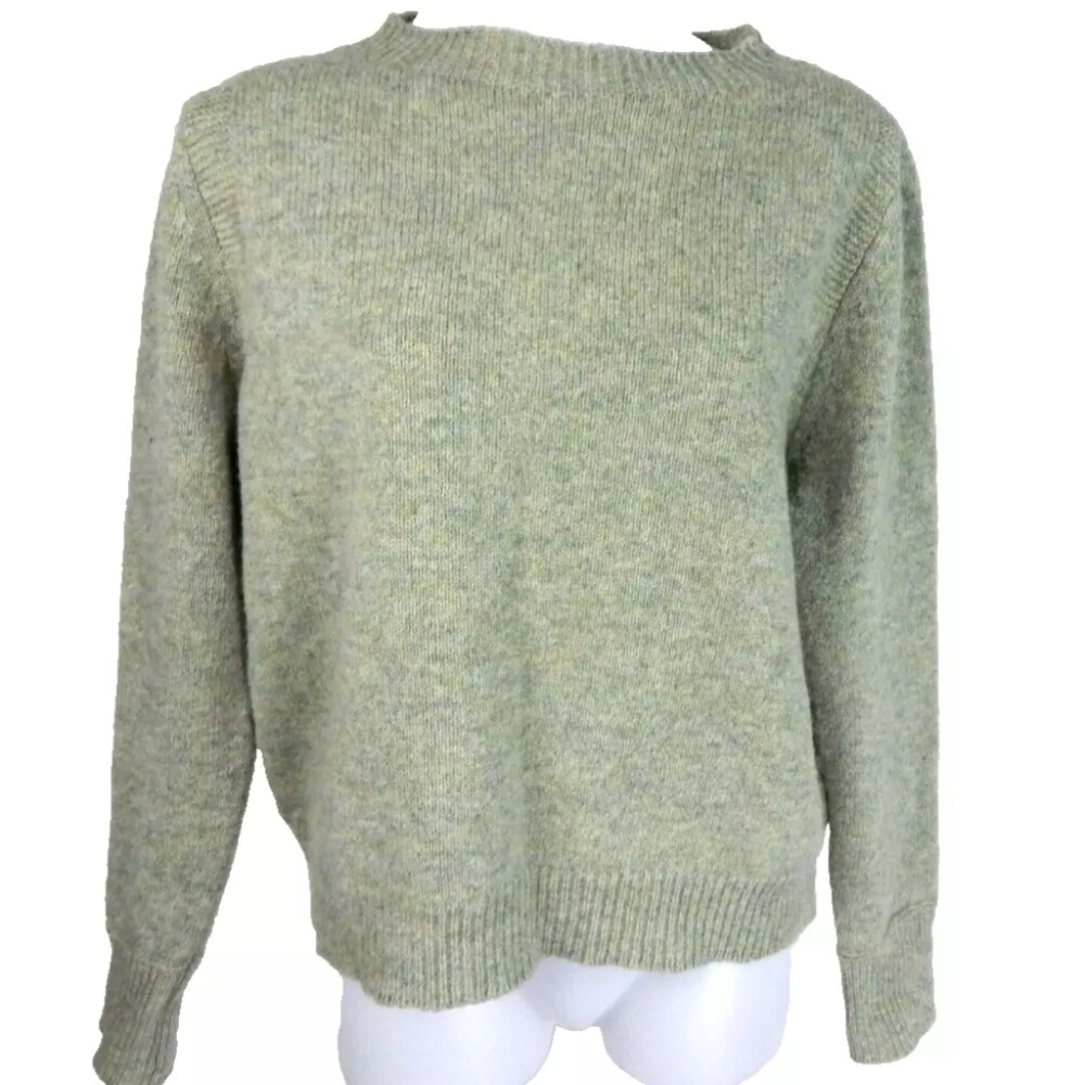 Light Sage Crew Neck Sweater - Women